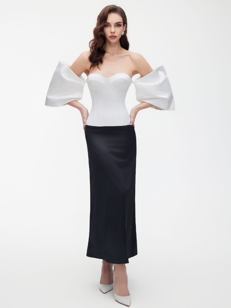 Apparel Mart Black Sweetheart Flare Sleeve Corset Top